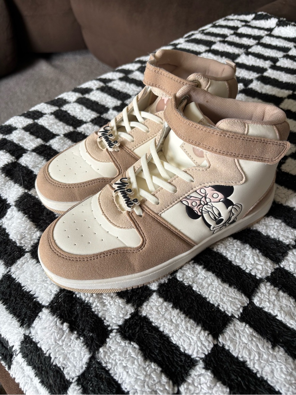 Primark Beige Cream Minnie Mouse High-Top Kids Sneakers